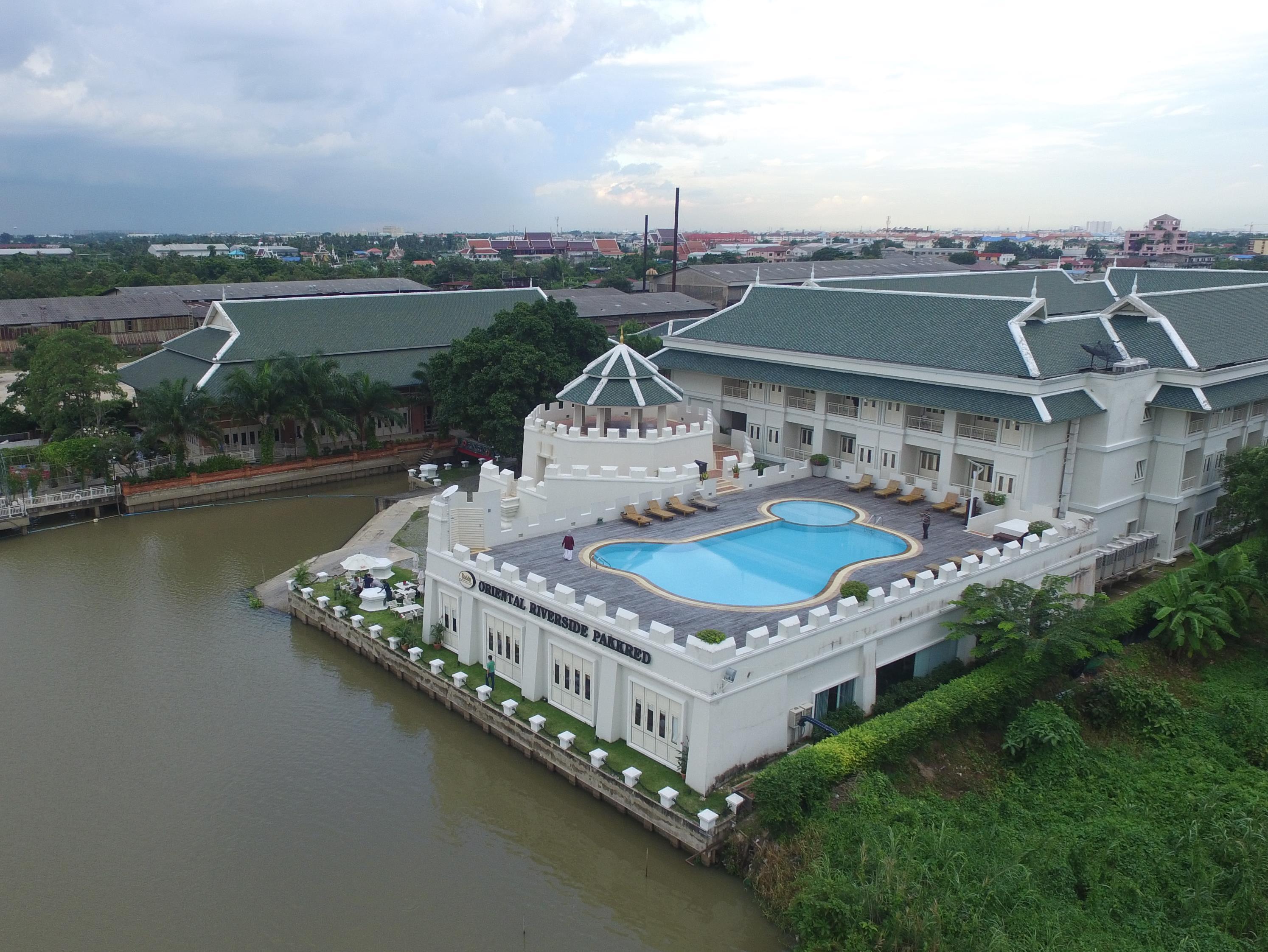 Kalanan Riverside Resort Former Buddy Oriental Riverside Нонтабури Екстериор снимка